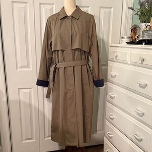 VTG London Fog Trench Coat Women's Tan Raincoat w/ Removable Lining Hood Sz 16